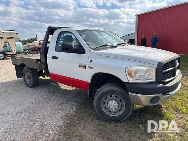 Image of Dodge Ram 2500 equipment image 4