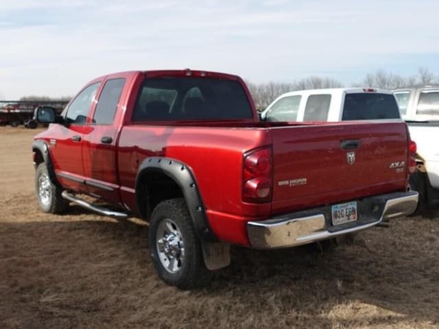 Image of Dodge Ram 2500 equipment image 3