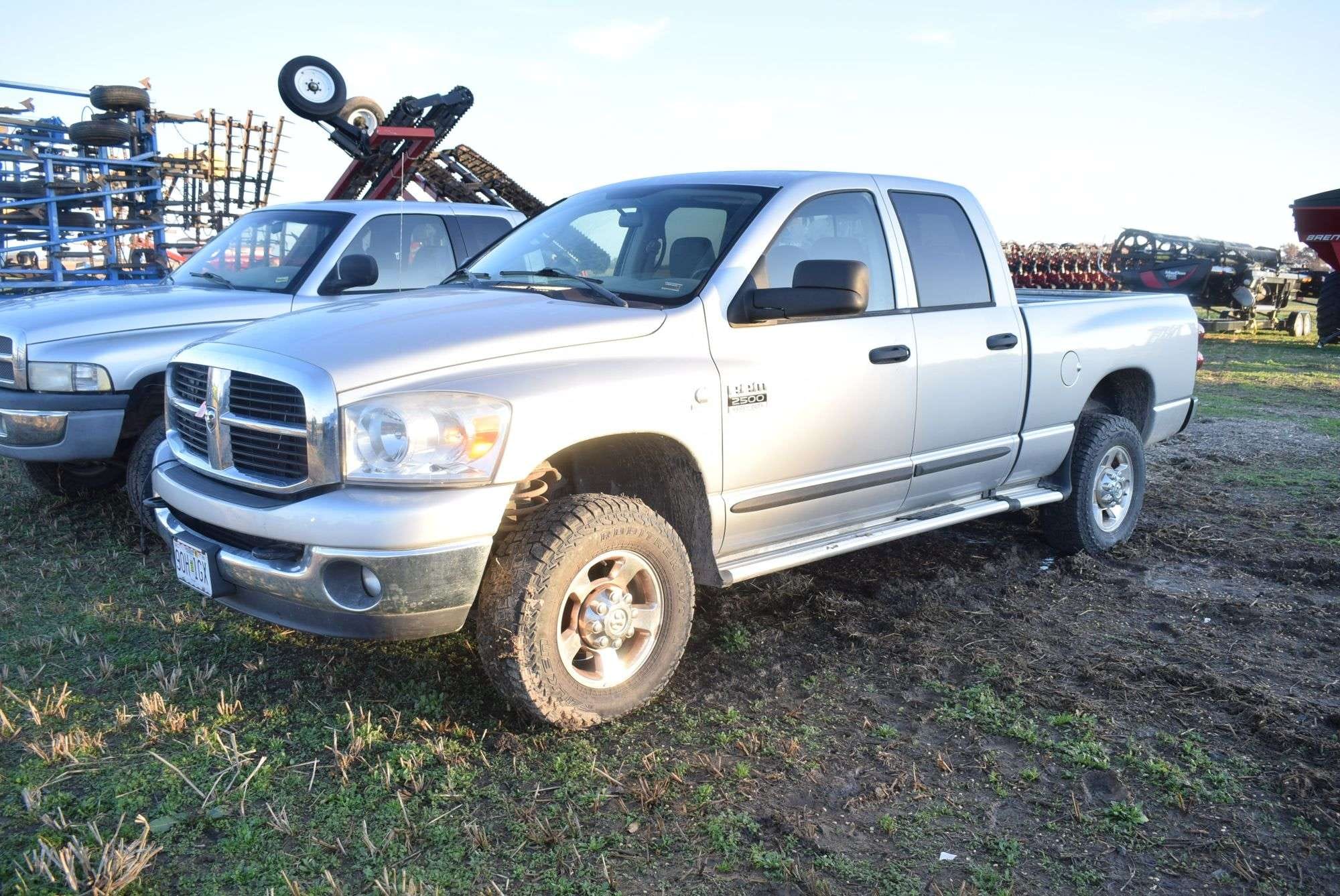 2007 Dodge Ram 2500 Equipment Image0