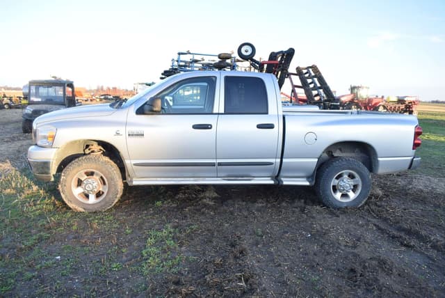 Image of Dodge Ram 2500 equipment image 1