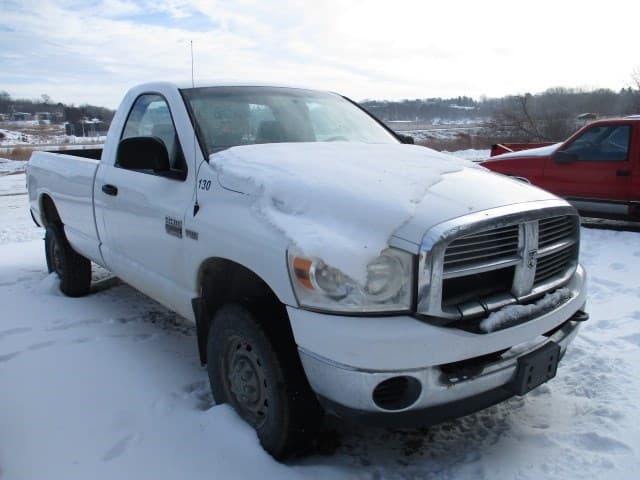 Image of Dodge Ram 2500HD equipment image 2