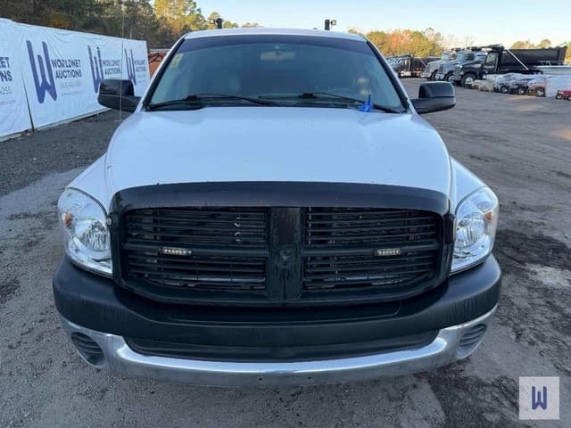 Image of Dodge Ram 2500HD equipment image 1