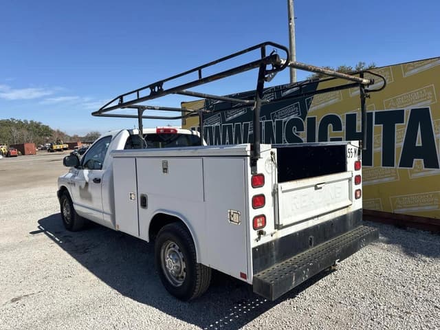 Image of Dodge Ram 2500HD equipment image 1