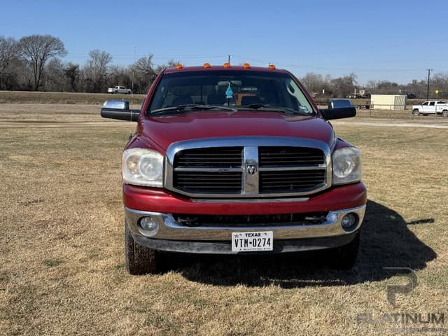 Image of Dodge Ram 3500 equipment image 4