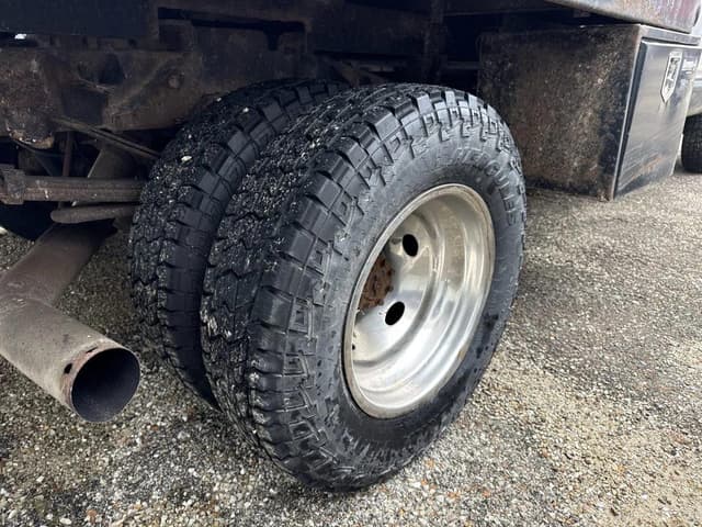 Image of Dodge Ram 3500 equipment image 2