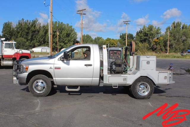 Image of Dodge Ram 3500 equipment image 1