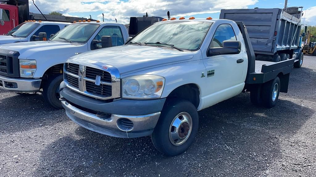 Image of Dodge Ram 3500 Primary image