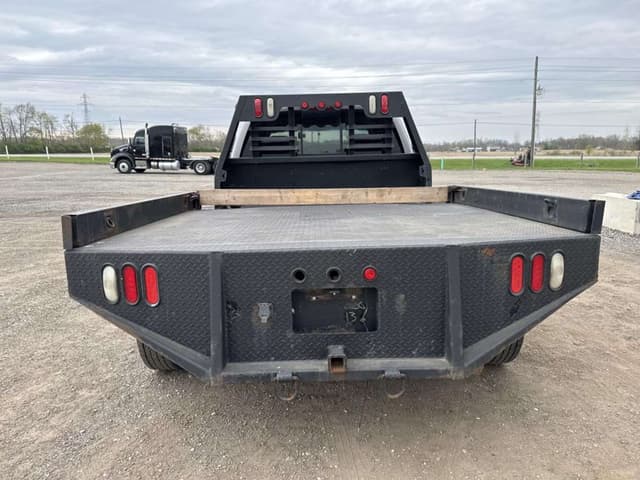 Image of Dodge Ram 3500 equipment image 3