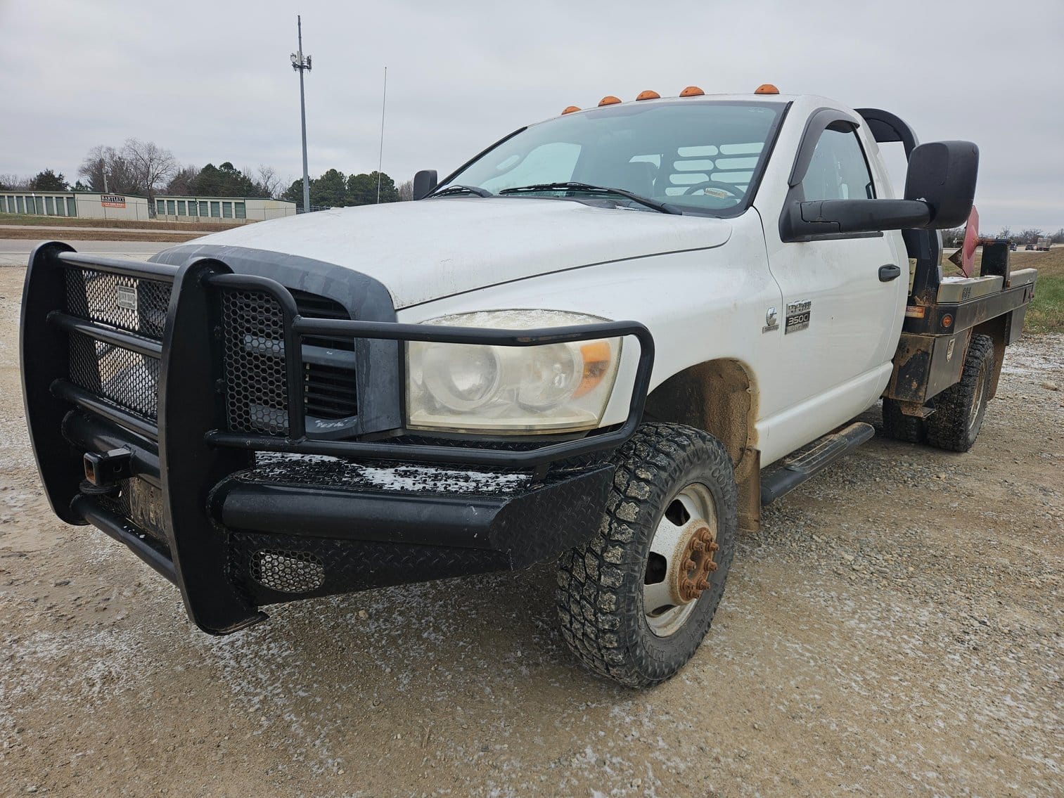 2007 Dodge Ram 3500 Equipment Image0