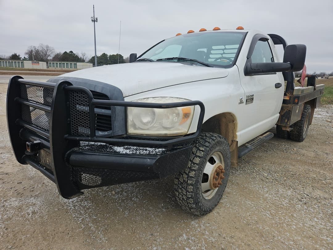 Image of Dodge Ram 3500 Primary image