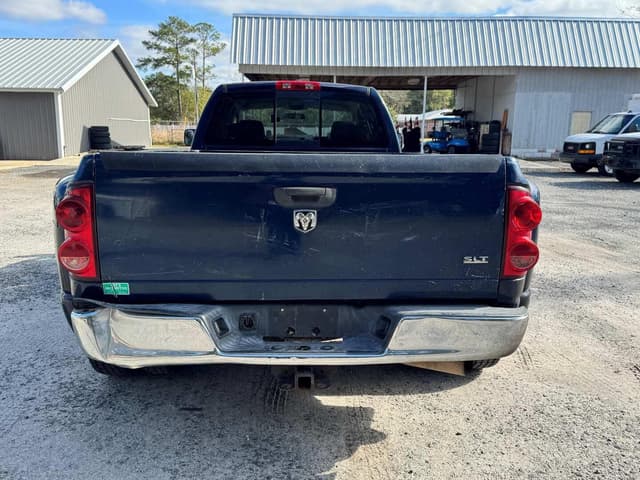 Image of Dodge Ram 3500HD equipment image 4