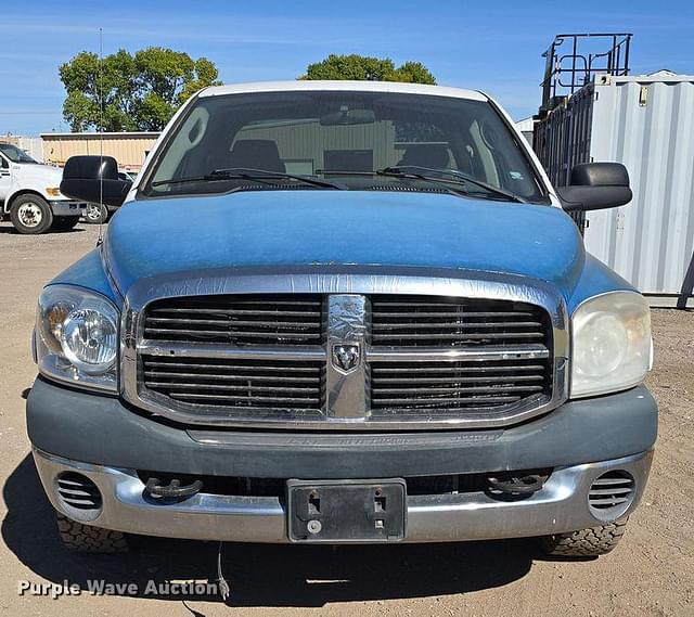 Image of Dodge Ram 3500HD equipment image 1