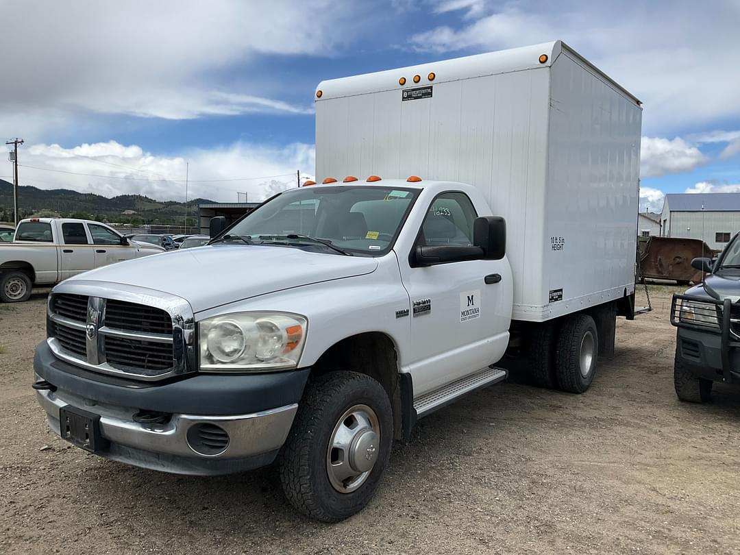 Image of Dodge Ram 3500 Primary image