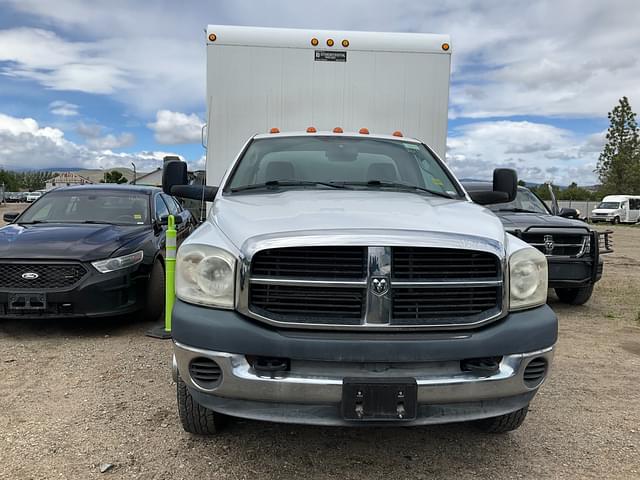 Image of Dodge Ram 3500 equipment image 1