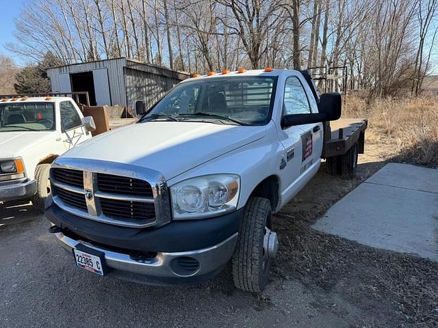 Image of Dodge Ram 3500HD equipment image 1