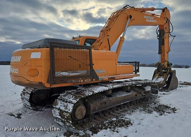 Image of  Doosan DX300LC equipment image 4