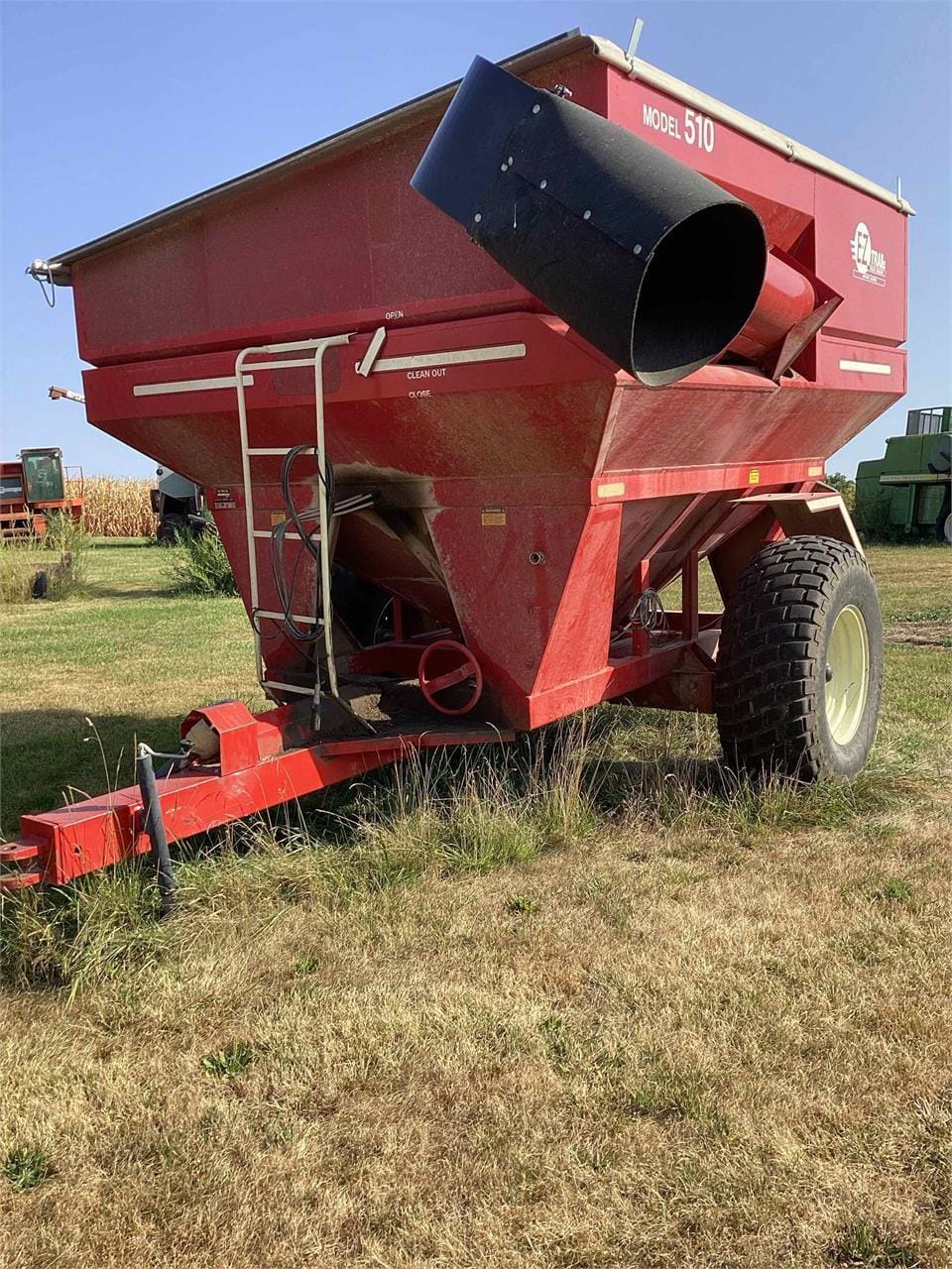 Main image E-Z Trail 510