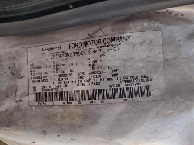 Image of Ford F-650 equipment image 4