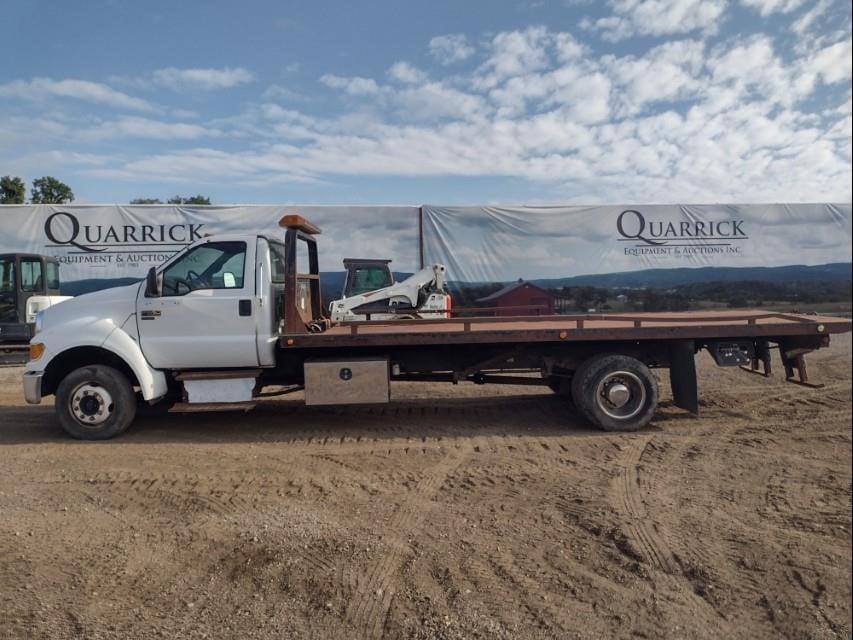 Image of Ford F-650 Primary image
