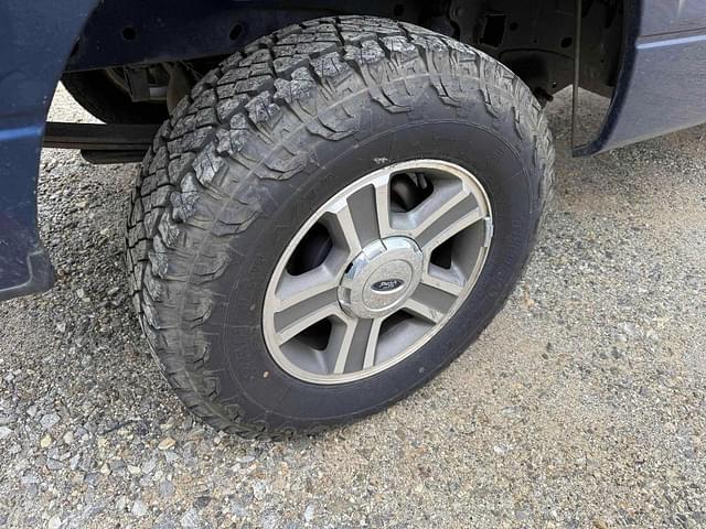 Image of Ford F-150 equipment image 3