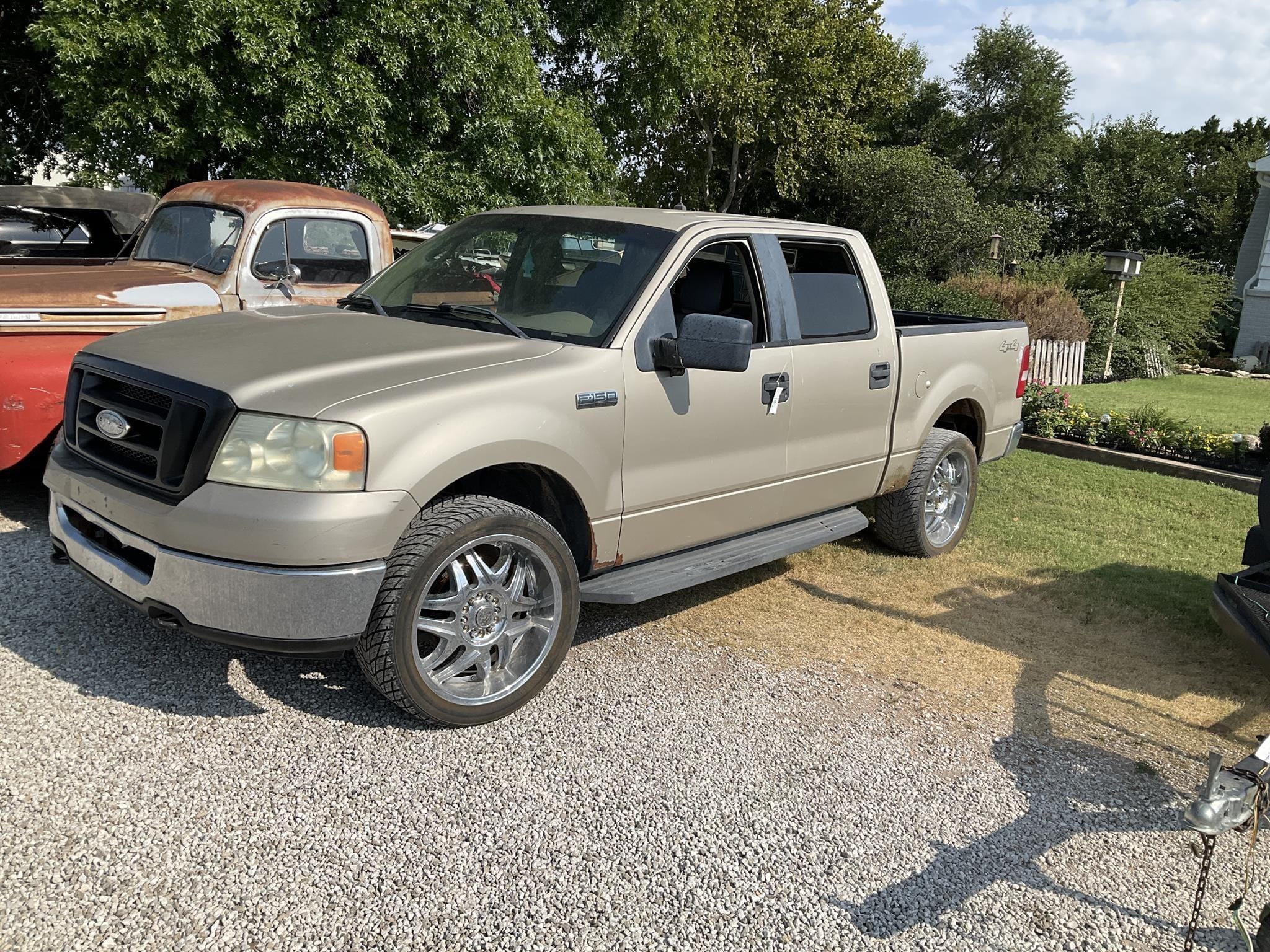 2007 Ford F-150 Equipment Image0