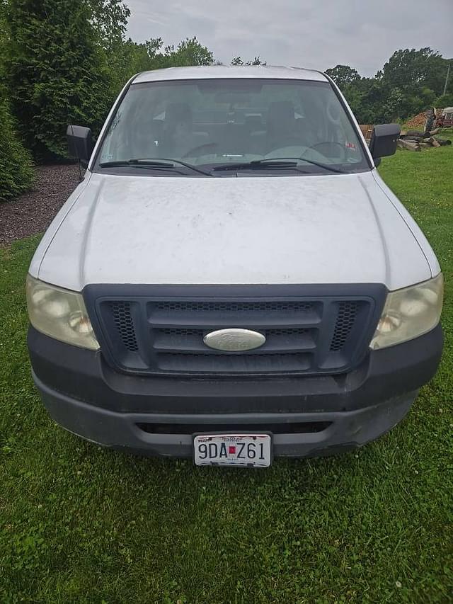 Image of Ford F-150 equipment image 1