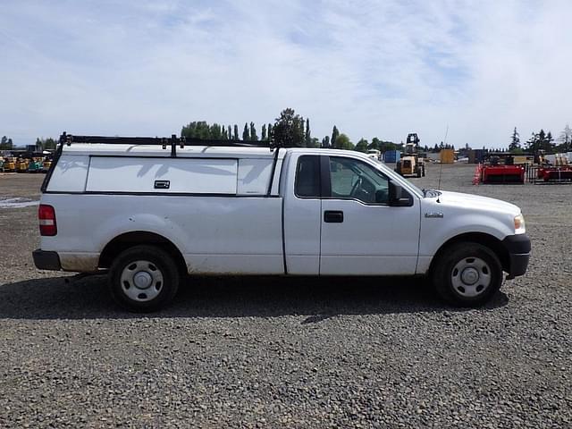 Image of Ford F-150 equipment image 2