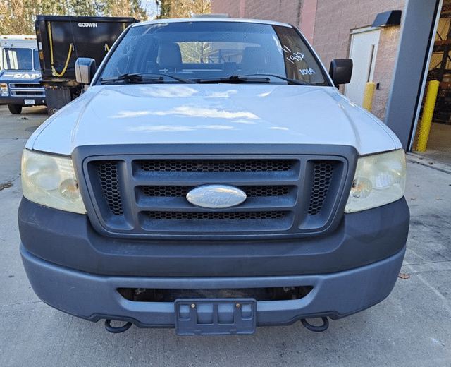 Image of Ford F-150 equipment image 4