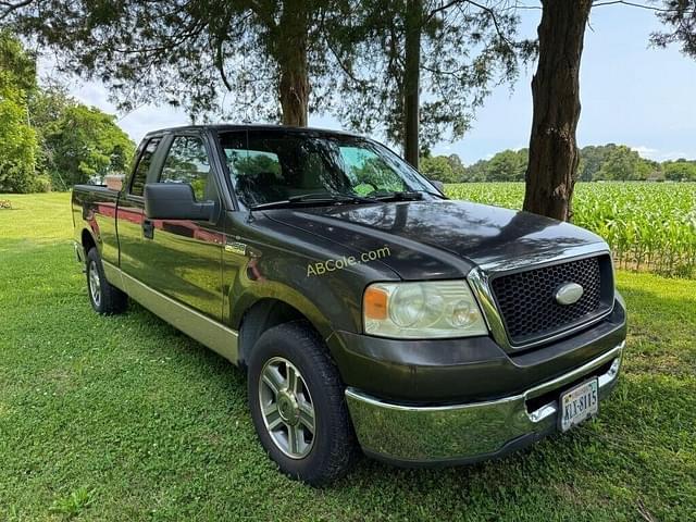 Image of Ford F-150 equipment image 2
