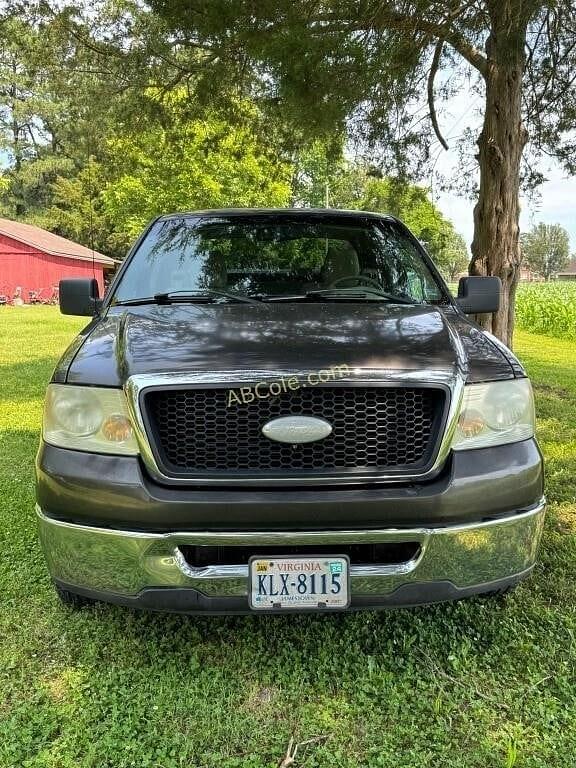 Image of Ford F-150 equipment image 1