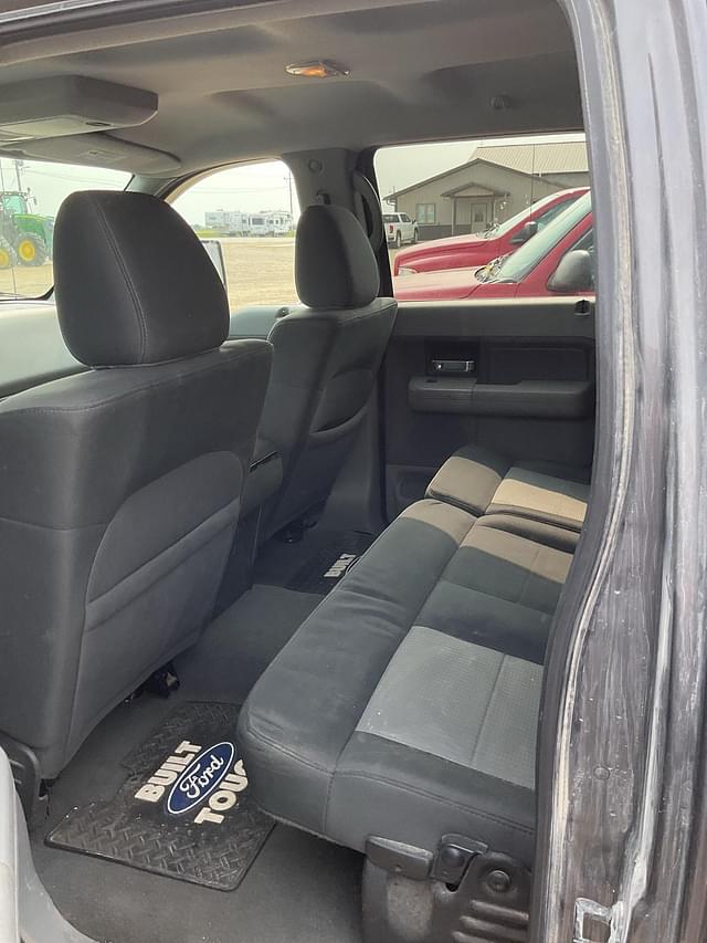 Image of Ford F-150 equipment image 2