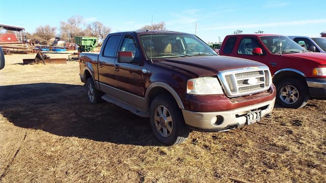 Image of Ford F-150 equipment image 1