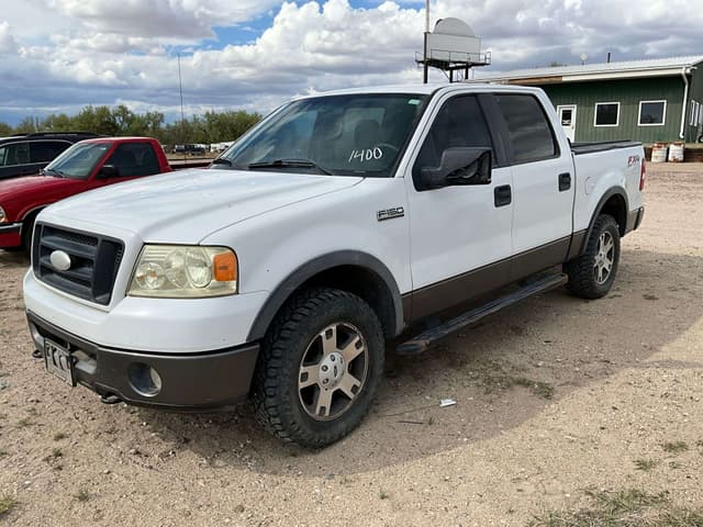 Image of Ford F-150 equipment image 1