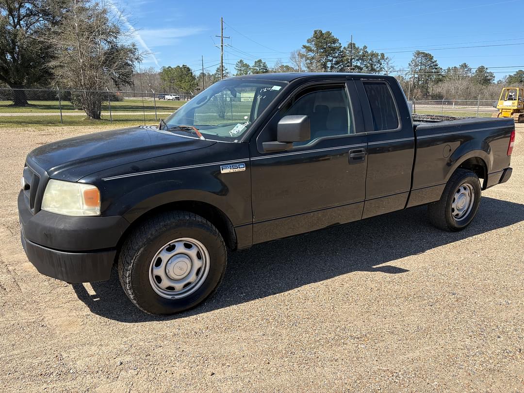 Image of Ford F-150 Primary image