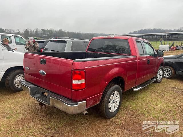 Image of Ford F-150 equipment image 2