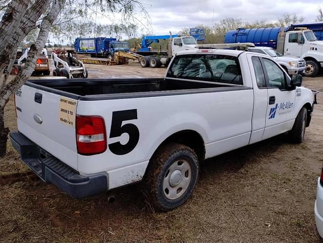 Image of Ford F-150 equipment image 3