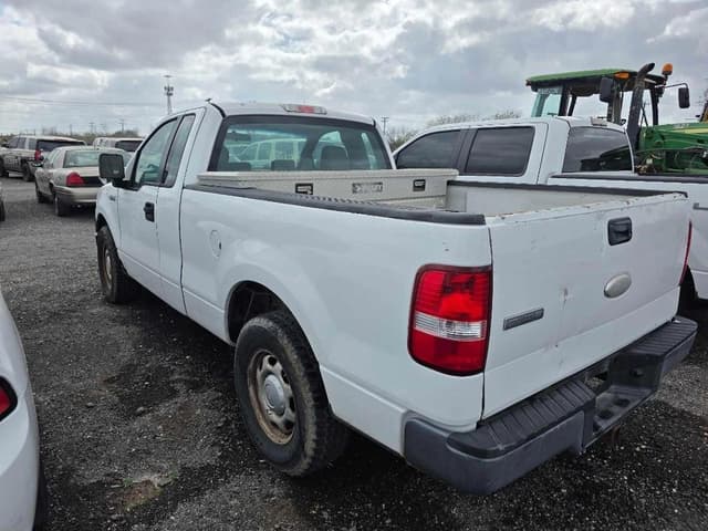 Image of Ford F-150 equipment image 3
