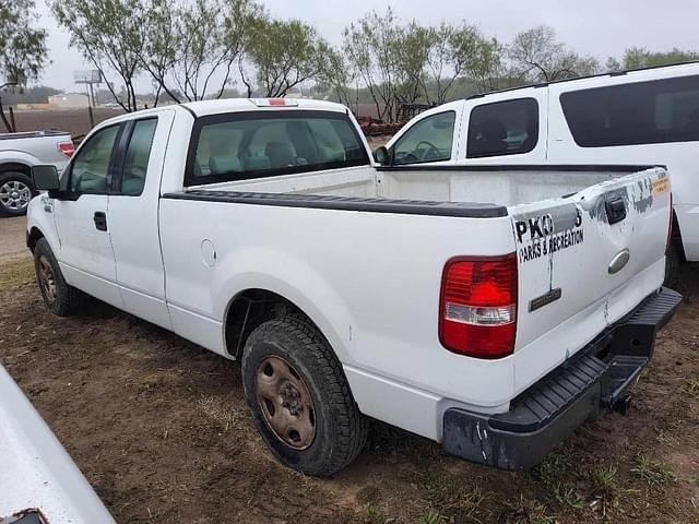 Image of Ford F-150 equipment image 1