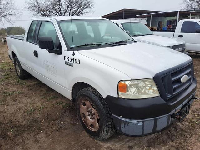 Image of Ford F-150 equipment image 3