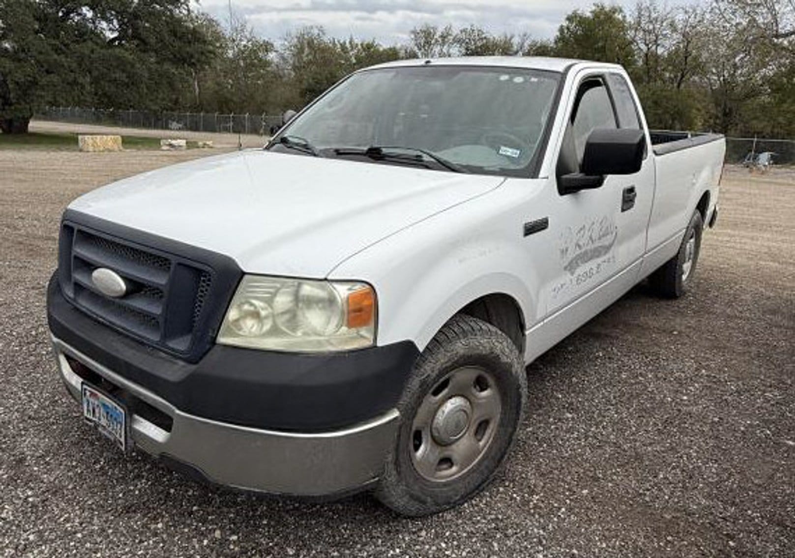 2007 Ford F-150 Equipment Image0