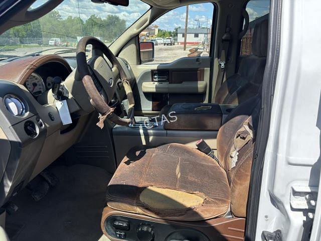 Image of Ford F-150 equipment image 4