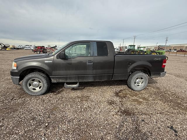 Image of Ford F-150 equipment image 3