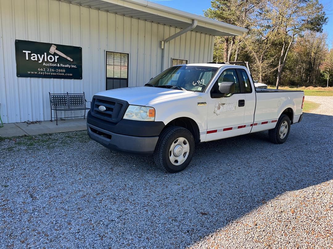 Image of Ford F-150 Primary image