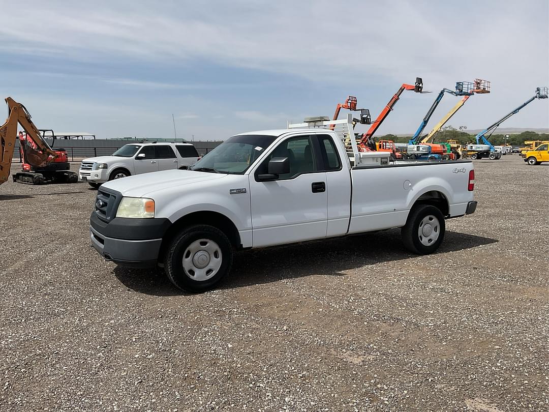 Image of Ford F-150 Primary image