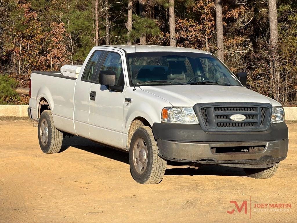 2007 Ford F-150 Equipment Image0