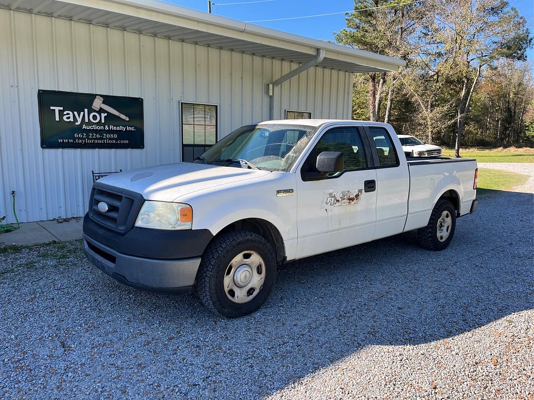 Image of Ford F-150 Primary image