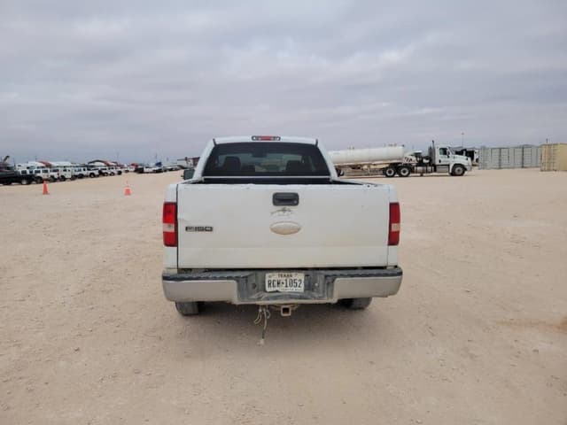 Image of Ford F-150 equipment image 3