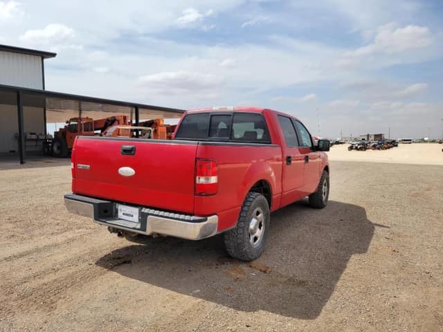 Image of Ford F-150 equipment image 4