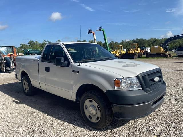 Image of Ford F-150 equipment image 3