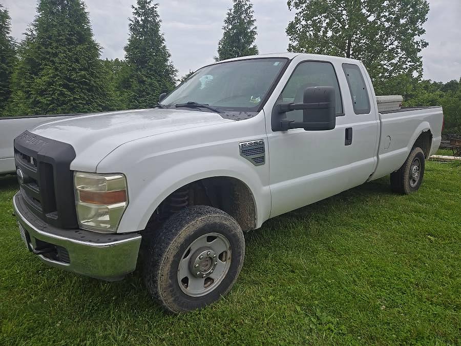 Image of Ford F-250 Primary image